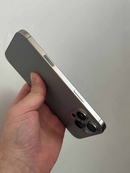 Apple IPhone 16 Pro Max 256 Neverlock