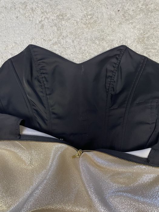 Вечірнє вбрання, S