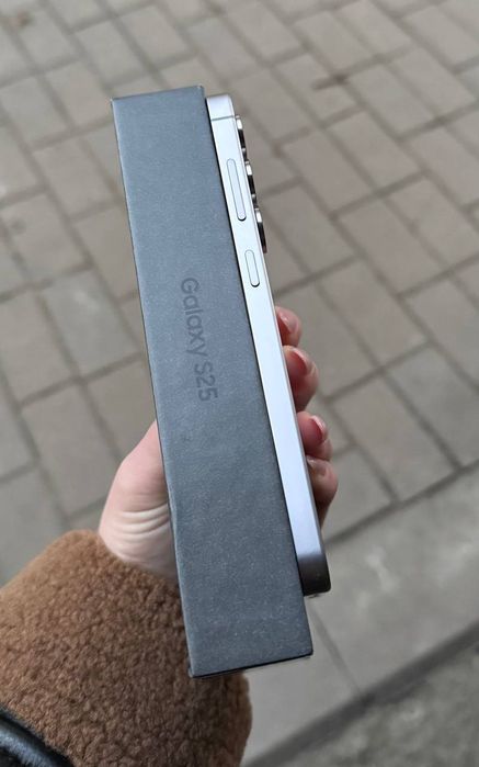 Samsung s25 8/128gb neverlock (ідеальний стан)