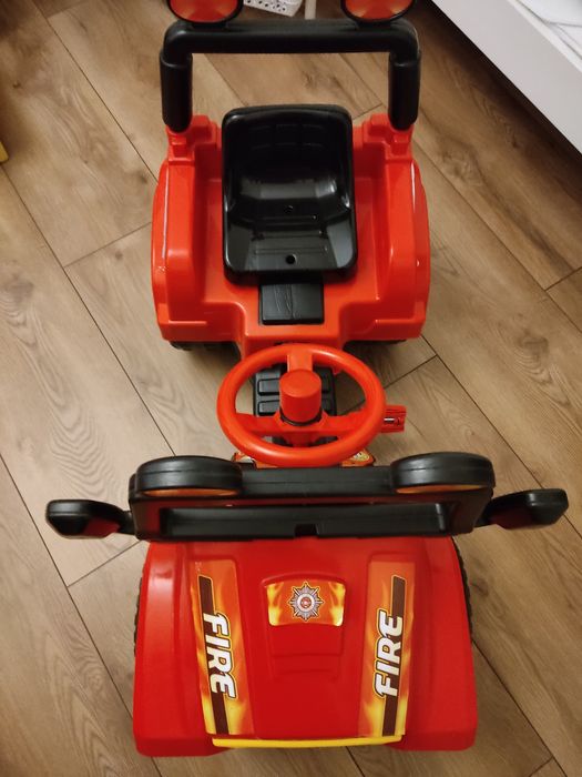 Zabawkowe auto do jazdy dla dzieci JEEP Strażacki z przyczepą