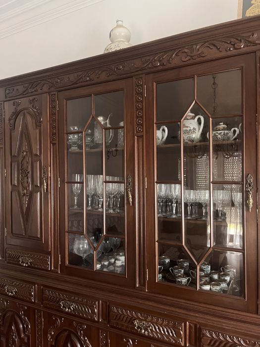 Movel antigo feito à mao