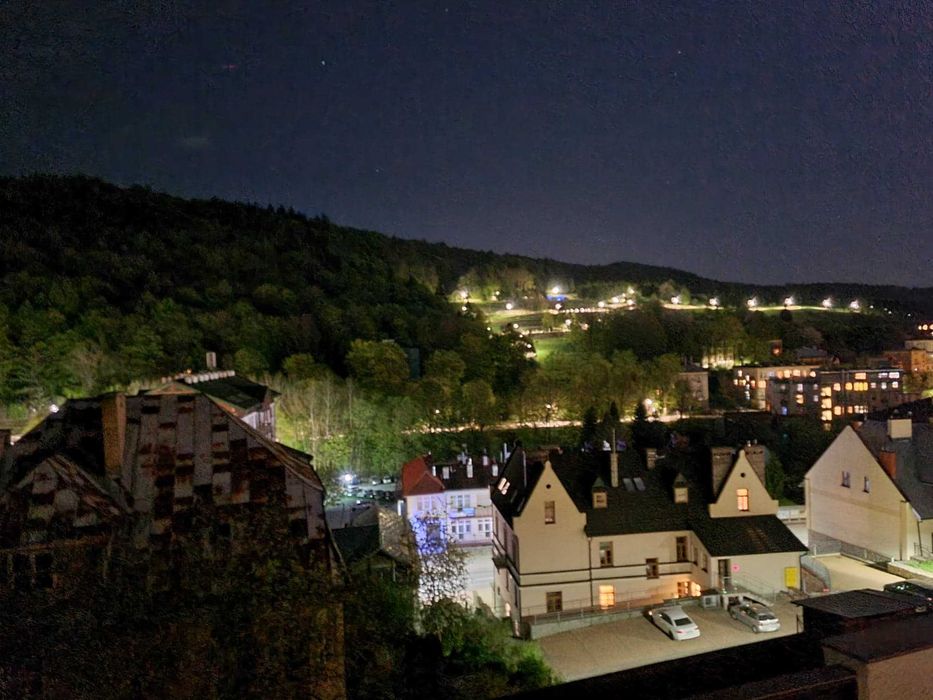Tanie Noclegi w Krynicy - Zdroju - Ap. "URLOPIK"- 1oo m Deptak - 6 os.