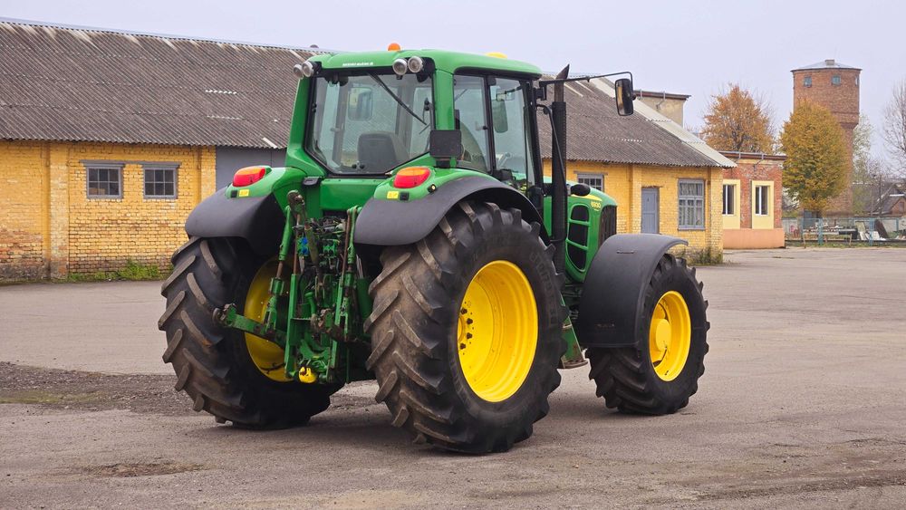 Трактор john deere 6930