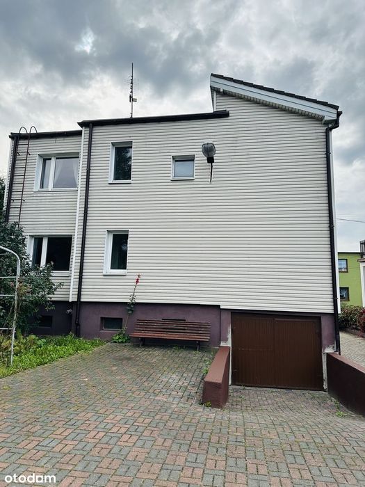 Dom Na Sprzedaż - Strzelno | 136 M² + Piwnica + 3 Garaże