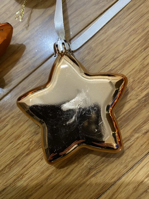 Kolorowe bombki na choinkę plastikowe ozdoby