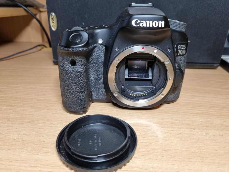 фотоаппарат Canon EOS 70d body отличное состояние
