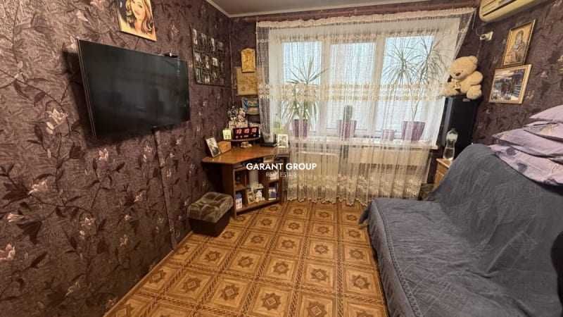 Студія з ремонтом з власним санвузлом з меблями та технікою