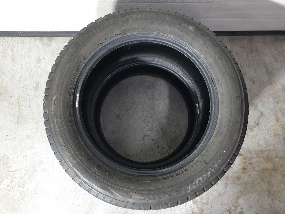 2szt. 225/60/18 104H Bridgestone Blizzak LM001 RFT 5,5mm 2022r [ 13335 ]