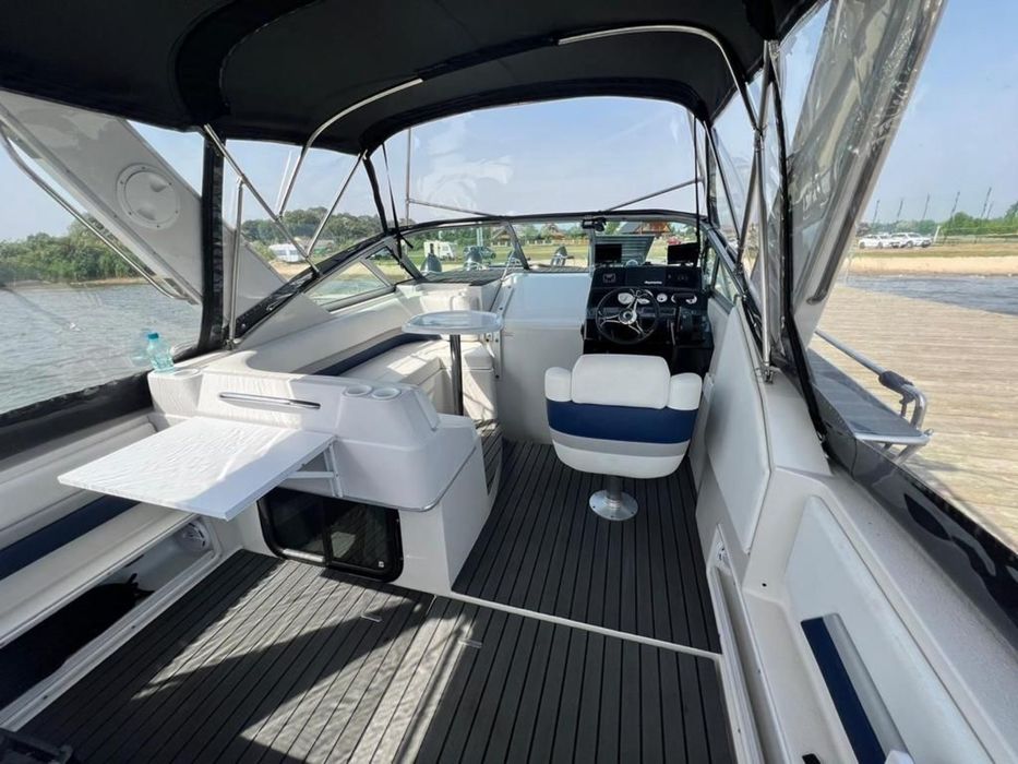 Jacht Motorowy Chaparral 12m Silnik 250KM BRP Solary Możliwa Zamiana