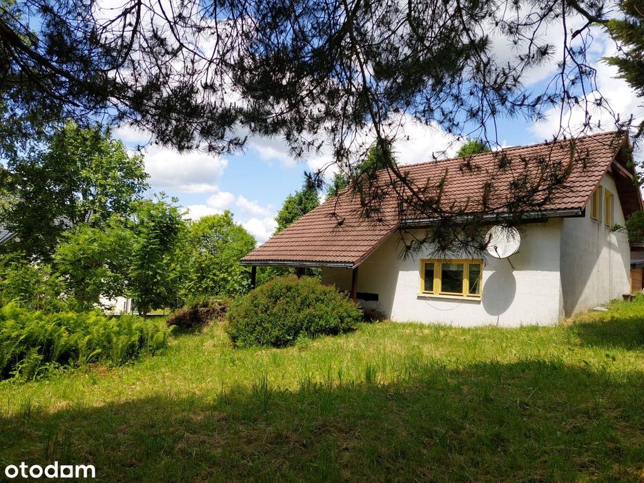 Bieszczady. Dom jednorodzinny z kominkiem, blisko lasu