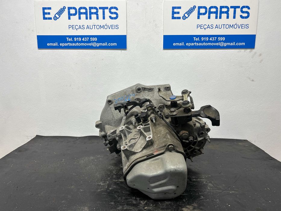 Caixa Velocidades Peugeot 208 1.2 VTi - 20A704