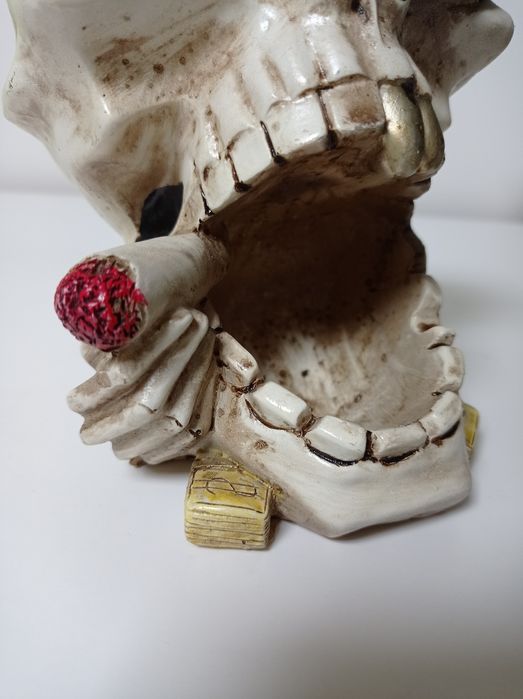 Caveira Cinzeiro Decorativa