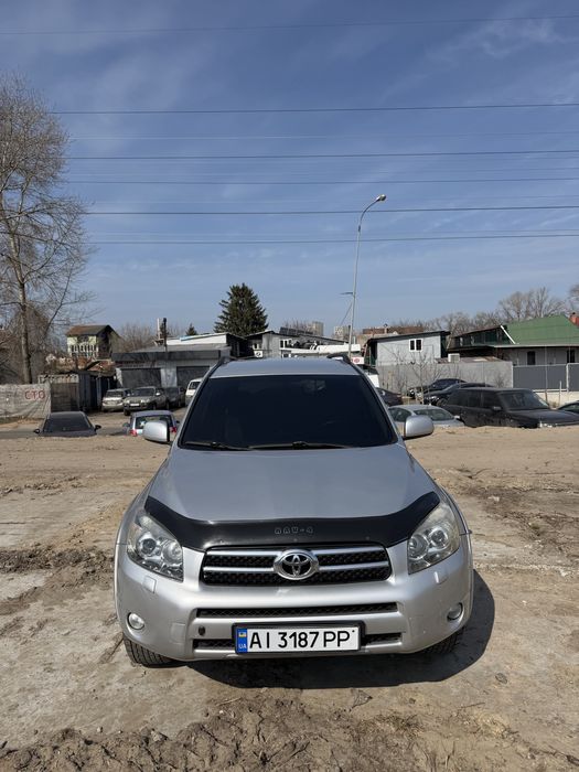 Рав 4 2006р 2,2 дизель