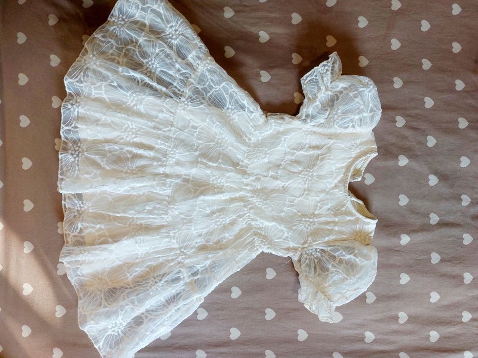 Святкова сукня на 7 років, бренд  Next, розмір 122/128