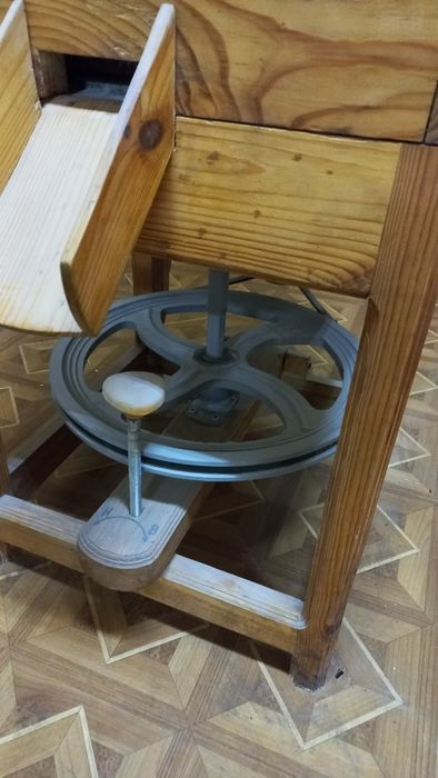 Жерновая мельница.