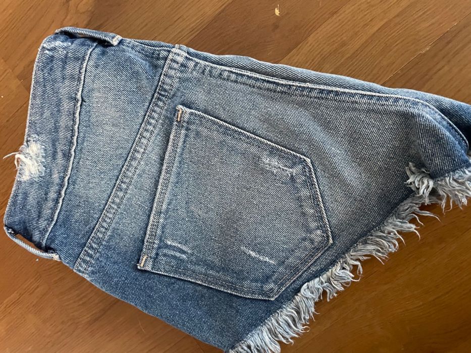 Dżinsowe krótkie spodenki Disney xs