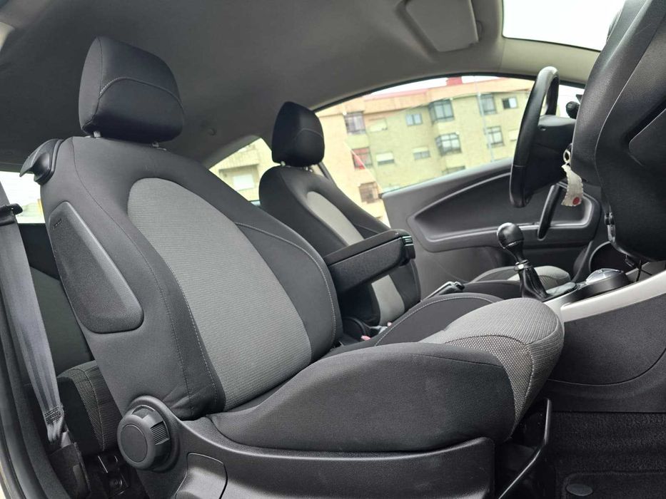 Alfa romeo mito 1.3 jtdm 85cv distintivo