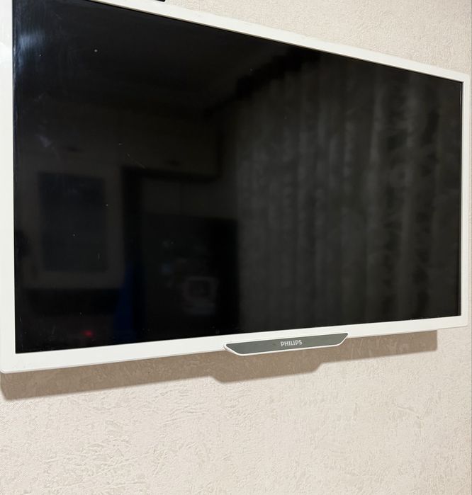 Телевізор 24" Philips модель 24РНТ5210/12