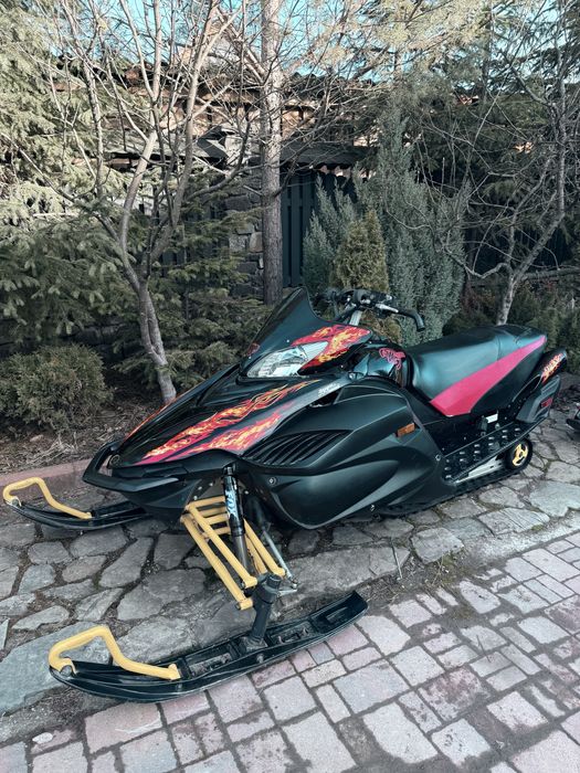 Снігохід Yamaha Apex RS 1000 свіжий!!