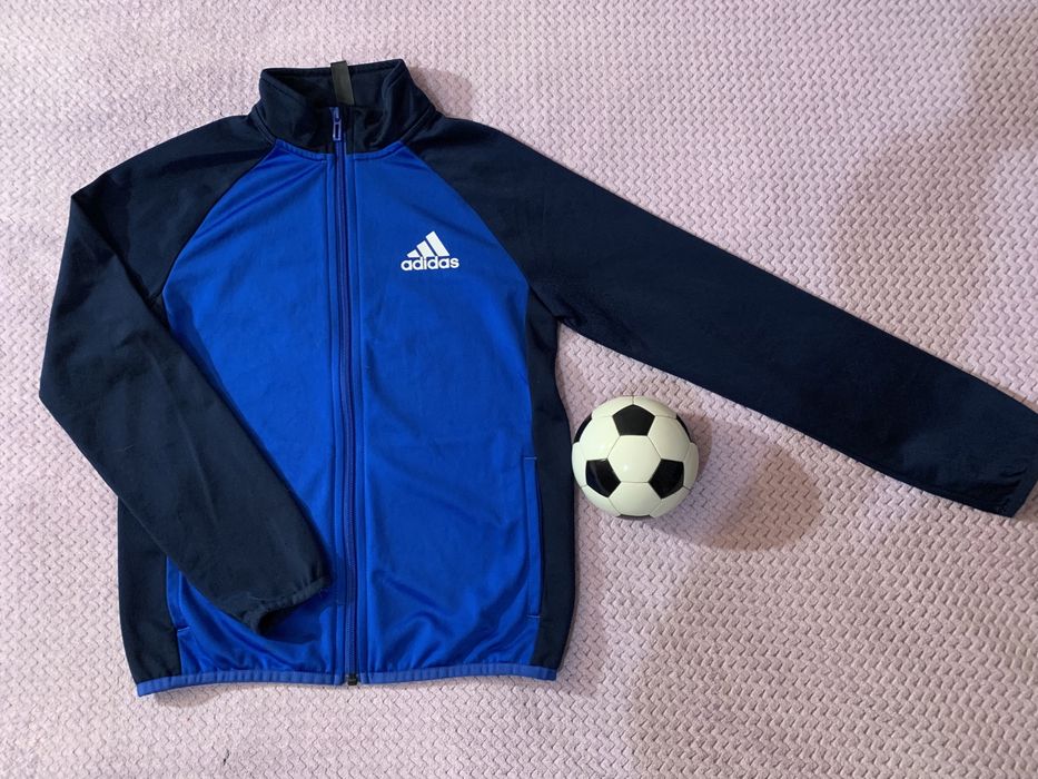Спортивна кофта Adidas на зріст 140 см на 9-10 років