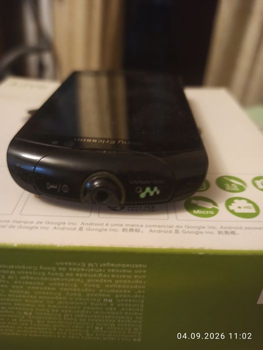Sony Ericsson Live with Walkman wWT19i