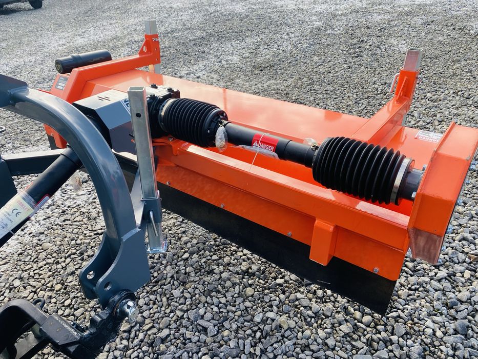 Щітка комунальна на ВОМ