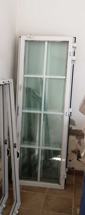 2 janelas 140x197, vidro duplo.