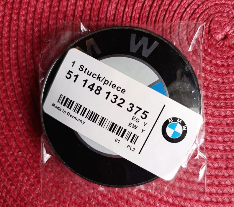 Oryginalny emblemat znaczek BMW-82 mm
