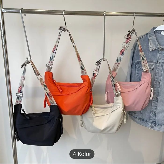 Beżowa torebka nerka codzienna nowa