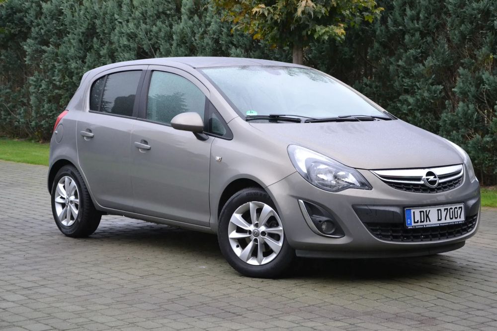 Opel Corsa 1.4 16v Energi , klimatronik, pełna opcja