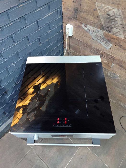 Електрична плита/електроплита Bosch HCA744250Q гарантія доставка бу бв