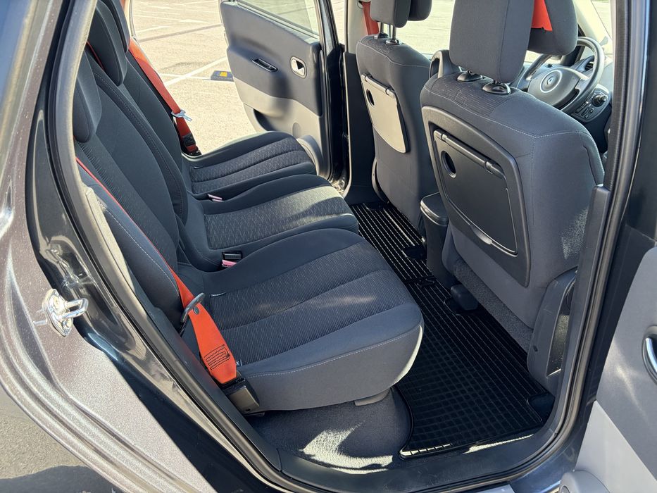 Продам Renault Scenic 1.5D 2008
