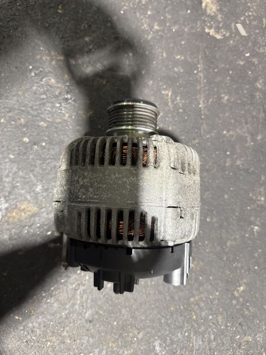 Alternator volkswagen passat b6 1.9tdi 180a