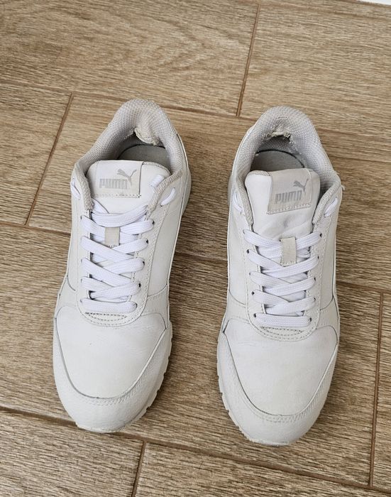 Жіночі кросівки  Puma Formstrip