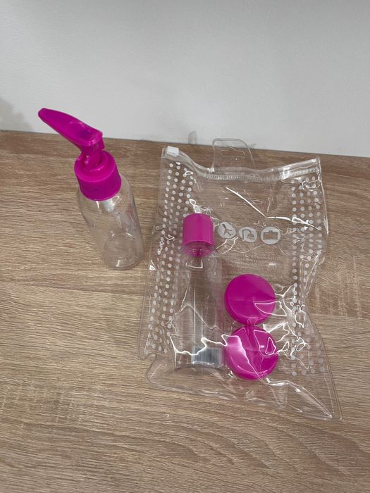 Pojemniki podróżne travel