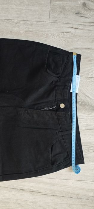 Джинси чорні нові  mom jeans