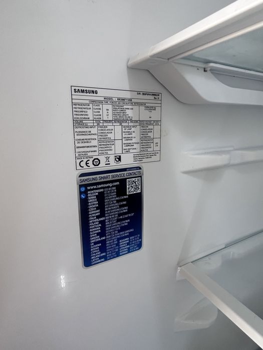 Frigorifico Samsung RR39M7110S9 - 1 porta No frost - 380 L