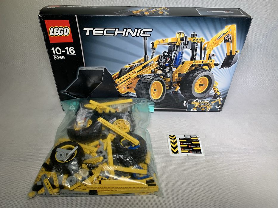 Lego 8069 - Backhoe Loader