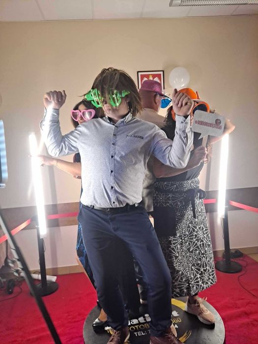 Fotolustro FOTOBUDKA 360, Fotobox, Video - Audio księga, ciężki dym