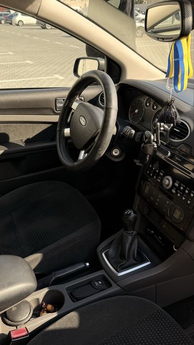 Продаю авто Ford focus 2