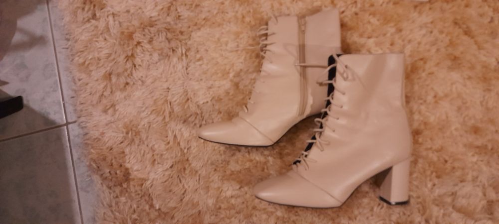 Buty damskie modne botki nr41