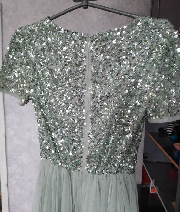 Продаю чарівну сукню