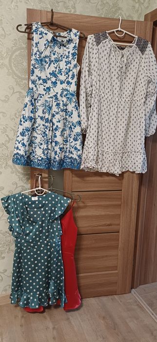 Гарні   плаття))