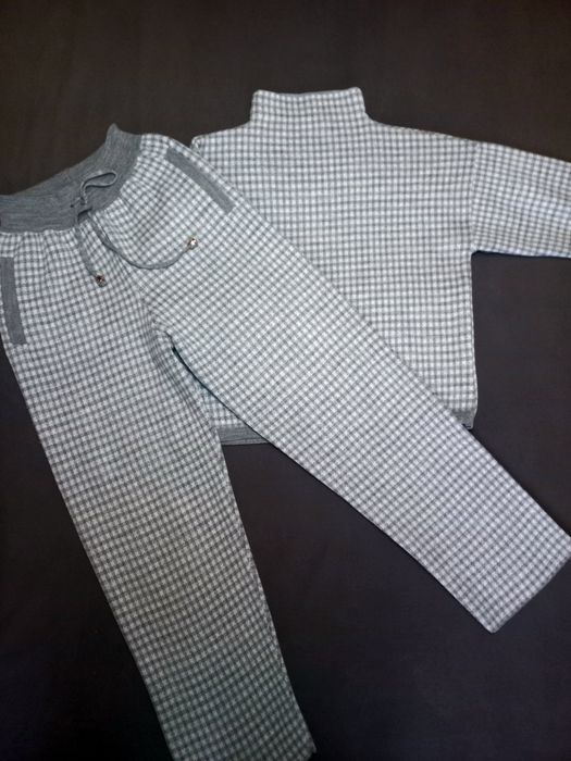 Теплий костюм для  дівчинки