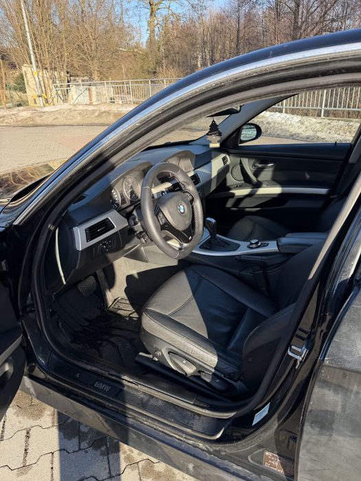 Bmw  e91  330d  2007