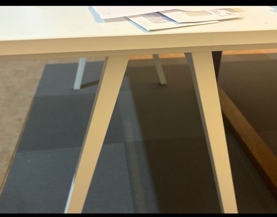 Secretaria Ikea modelo Trotten