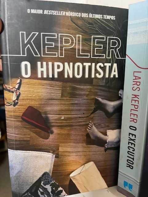 LARS KEPLER - Romance Policial
