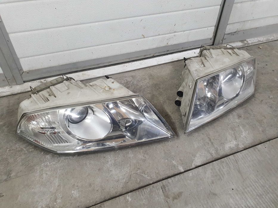 Фари шкода октавія а5 фара ліва права skoda octavia a5 ксенон з лінзою