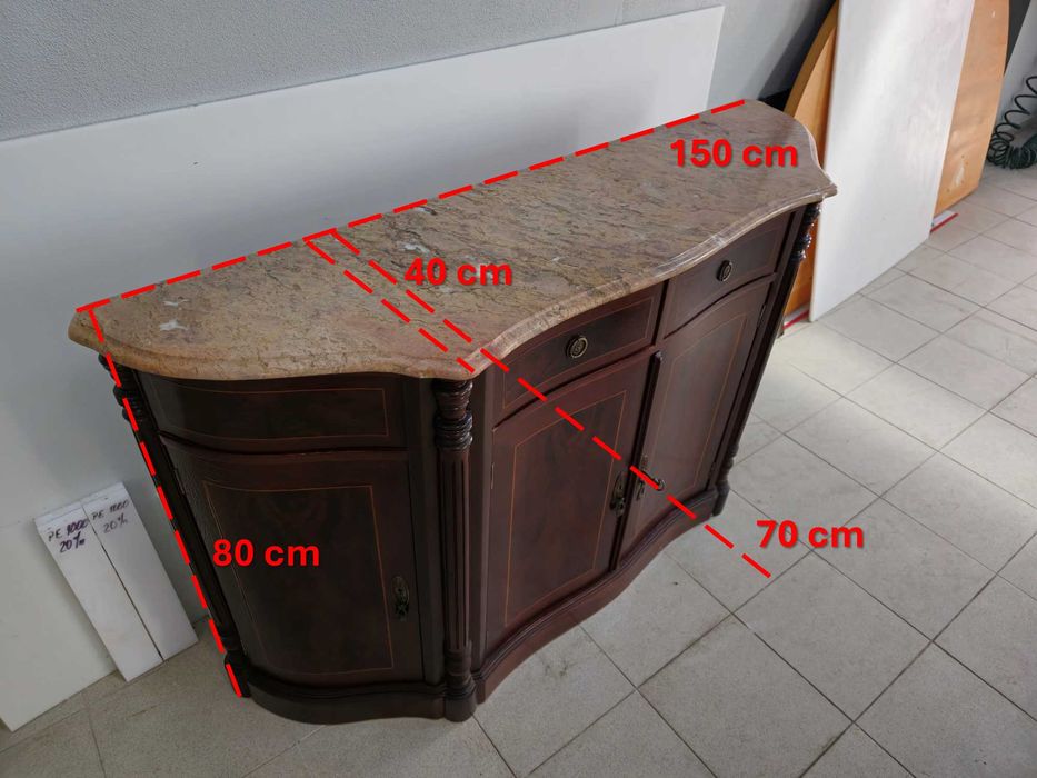 Móvel de Madeira com Pedra Mármore