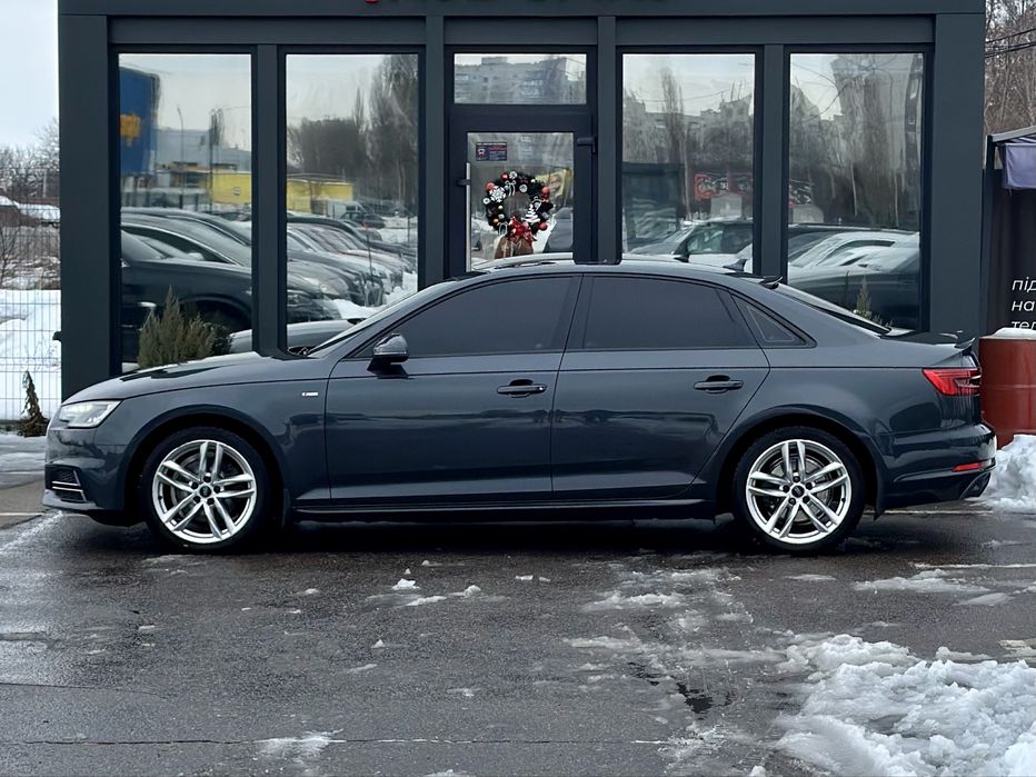 Audi A4 2016 B9 S-line